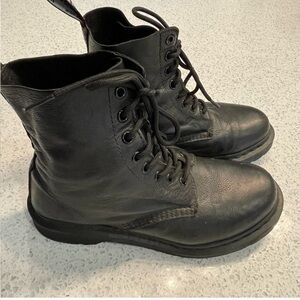 Dr. Martens 1460 Pascal Mono Boot
